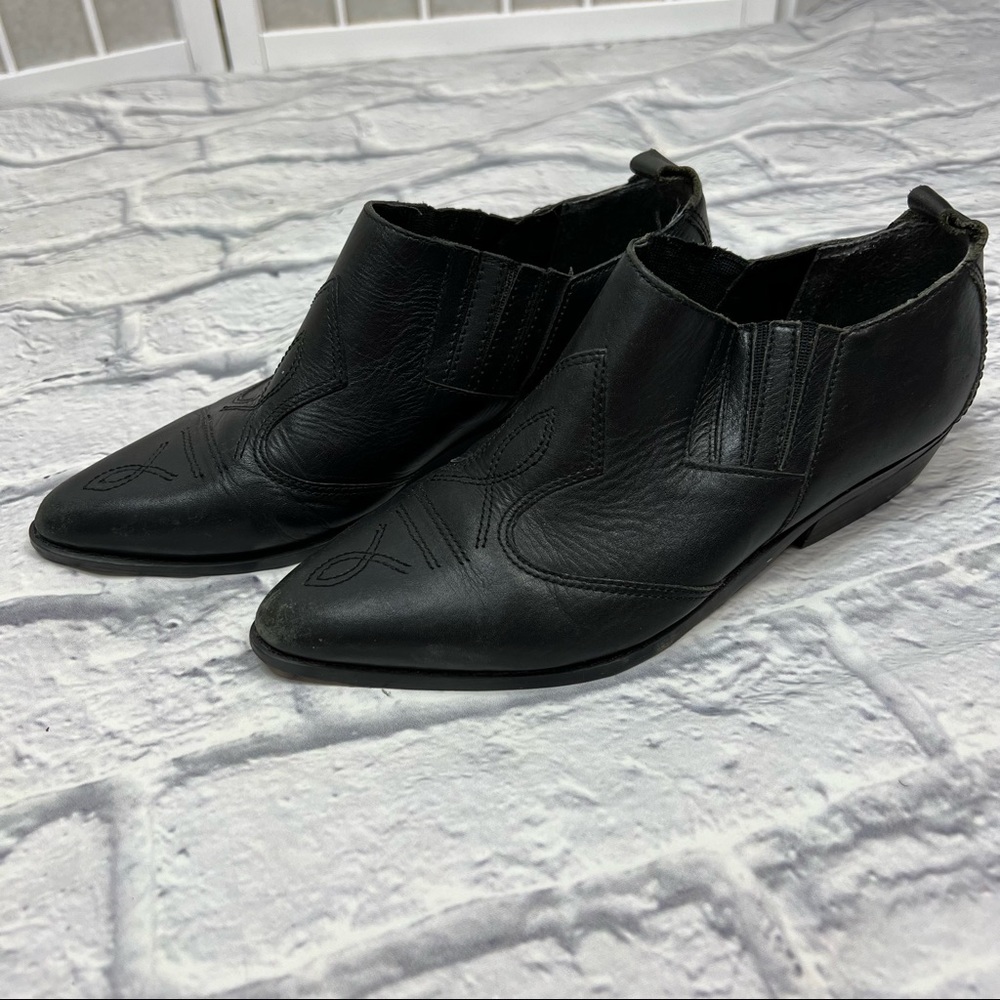 MOOTSIE TOOTSIES Butch Black Slip On Pointed Ankle Booties 7 - Picture 5 of 16
